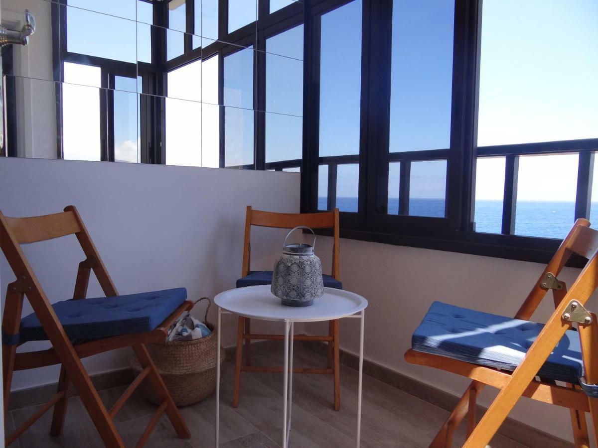 Acogedor Estudio En En Primera Línea De Mar *